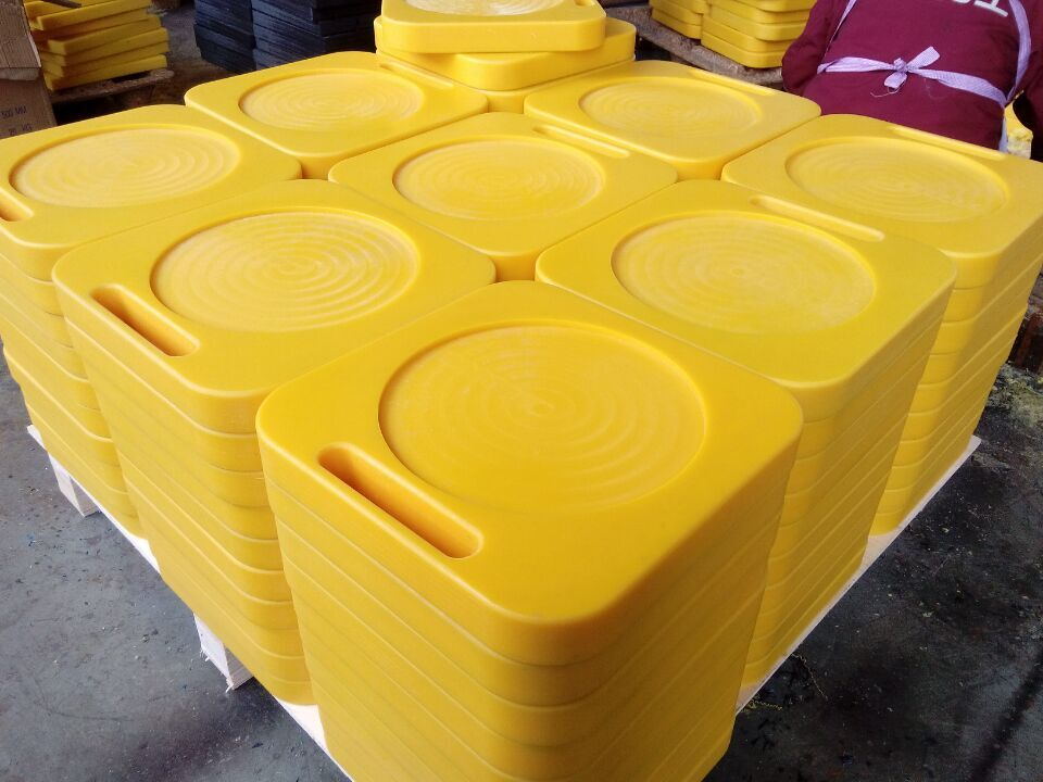 Safety Outrigger Pads | Crane Pads | Crane Mats for Sale