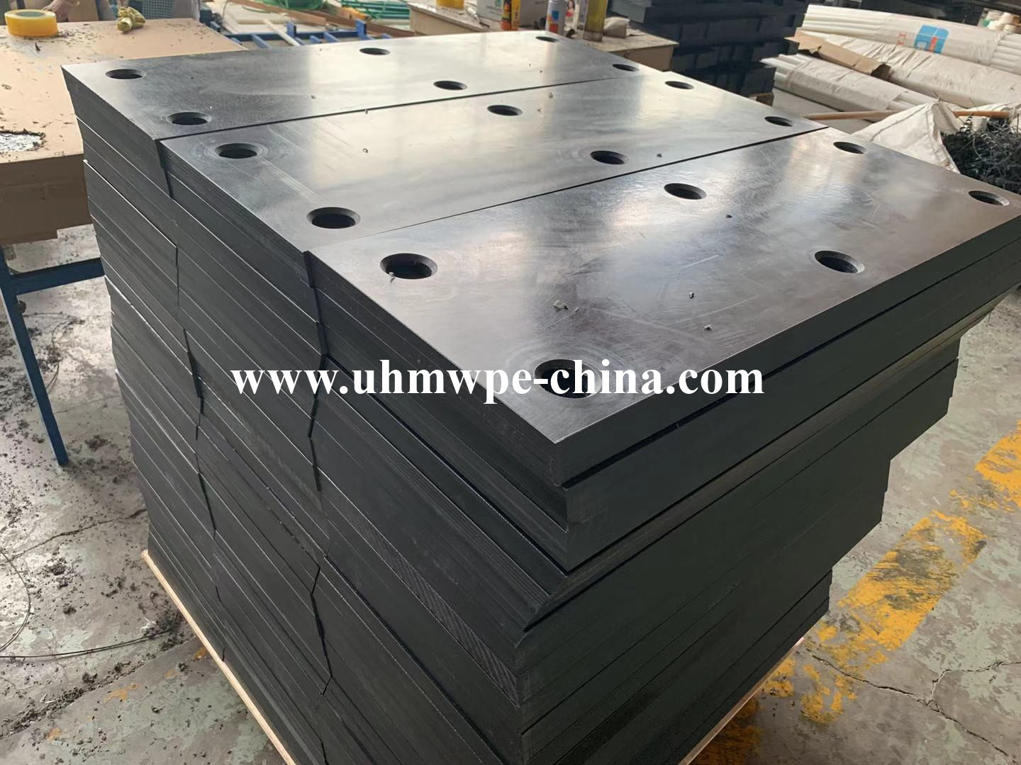 Virgin UHMWPE Facing Fender Pad