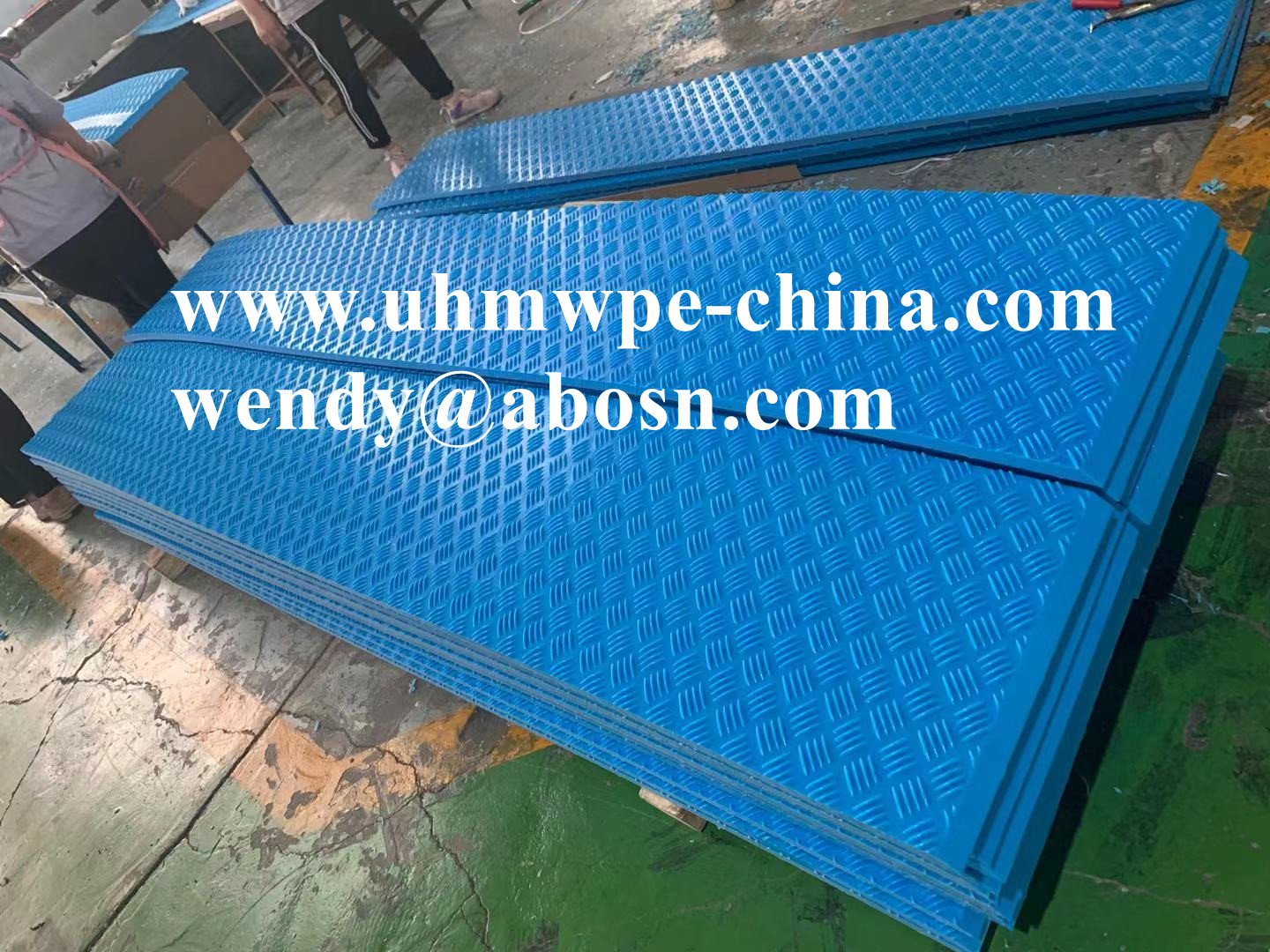 Blue Ground Mat for Warehouse