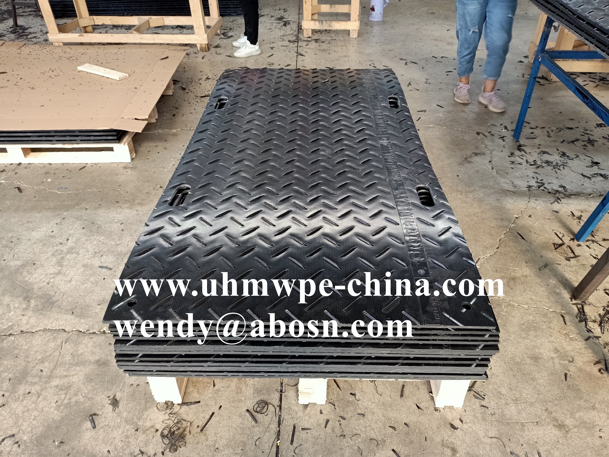 Anti-Slip Truckway Plastic Cover Mat